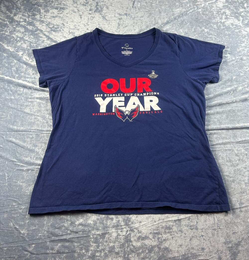 Fanatics Washington Capitals Women’s T-Shirt Size XL Navy Stanley Cup Champions